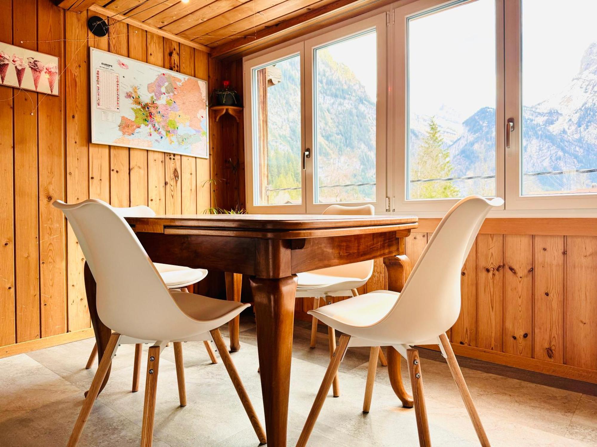 Cozy Apartment In Vintage House In Kandersteg Buitenkant foto