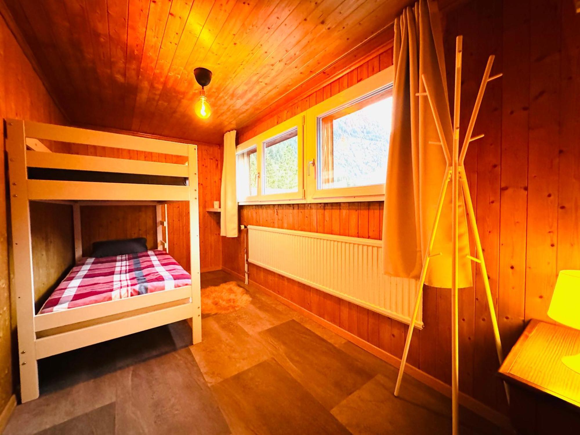 Cozy Apartment In Vintage House In Kandersteg Buitenkant foto